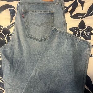 Women’s Levi’s 94 baggy size 33